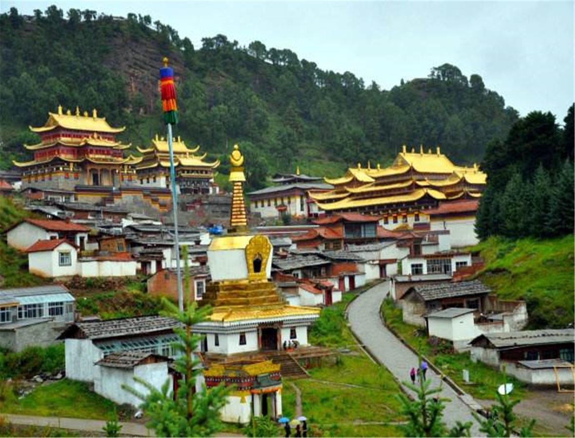 Langmusi Muxin Guest House Bagian luar foto